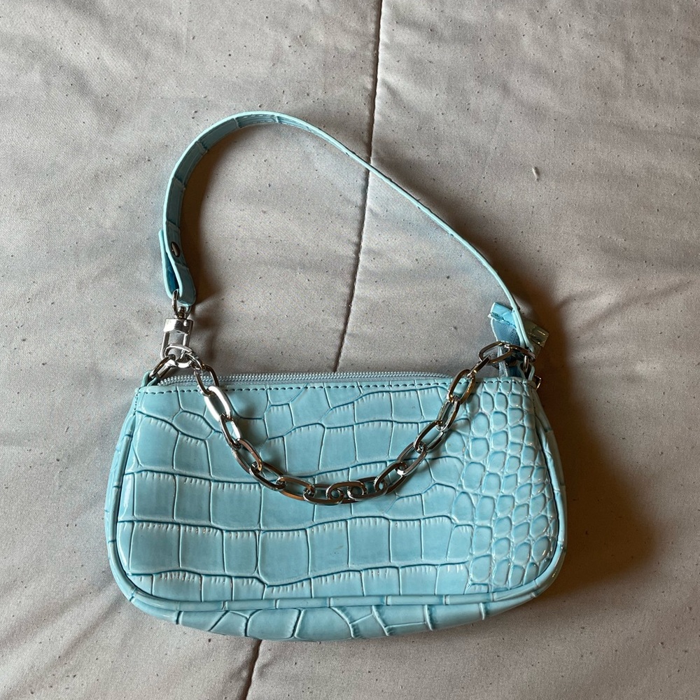 Blue Shoulder Bag with chain